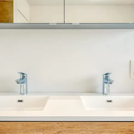 Apartamento Beautiful For 10 With Garden De Haan