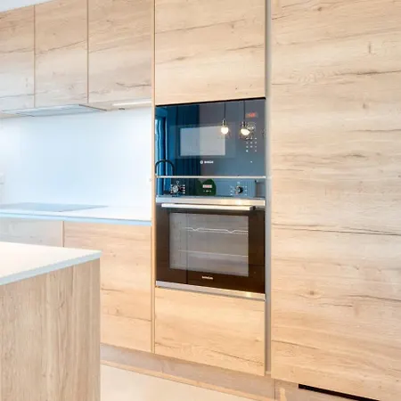 Beautiful For 10 With Garden Appartement Le Coq