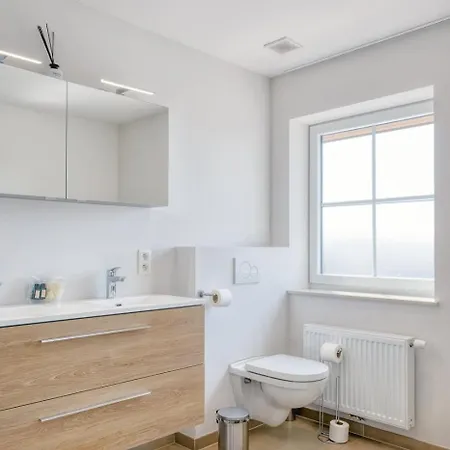 Appartement Beautiful For 10 With Garden